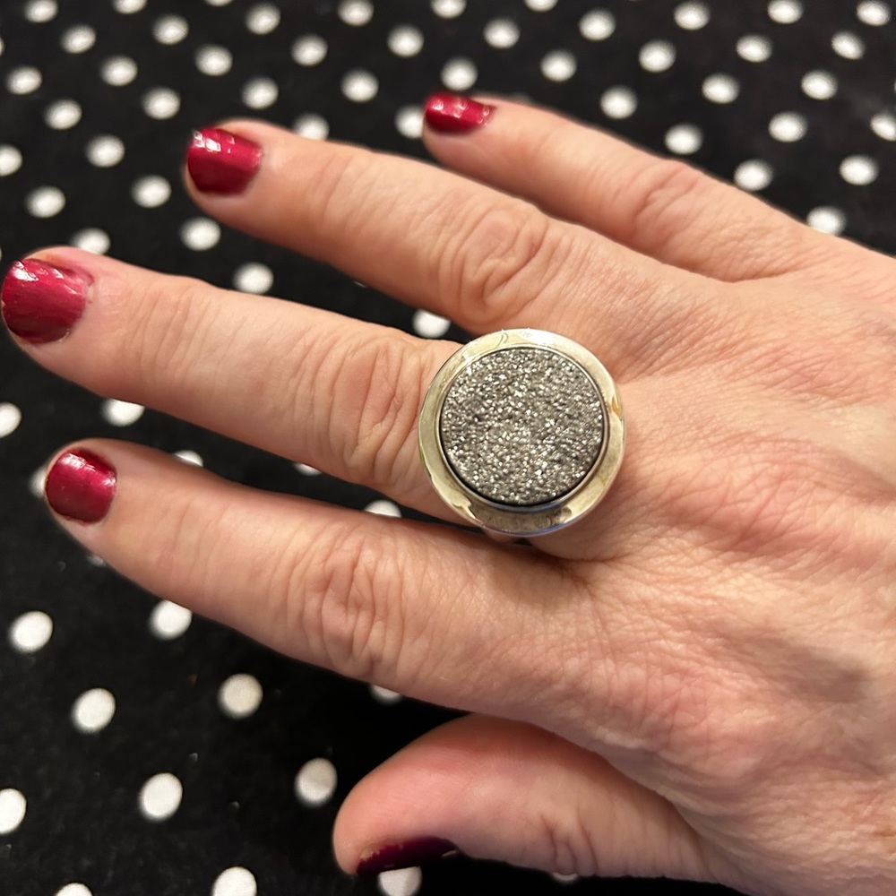 ❤️Gorgeous Drusy and Sterling Silver Ring